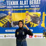 Siswa Perempuan Tampil Percaya Diri di LKS Teknik Alat Berat Dikmen XXXIV yang di selenggarakan di  Banyumas